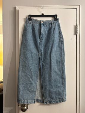 Vintage y2k Squeeze Y2K light  Wash Denim Midi Skirt w slit juniors 9/10